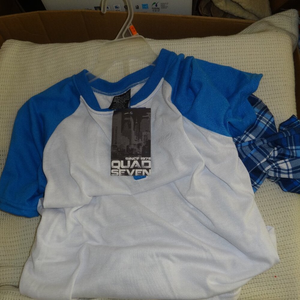 PRE TEEN BOYS 2 PIECE QUAD SEVEN PAJAMA SET SIZE 12-14 NWT